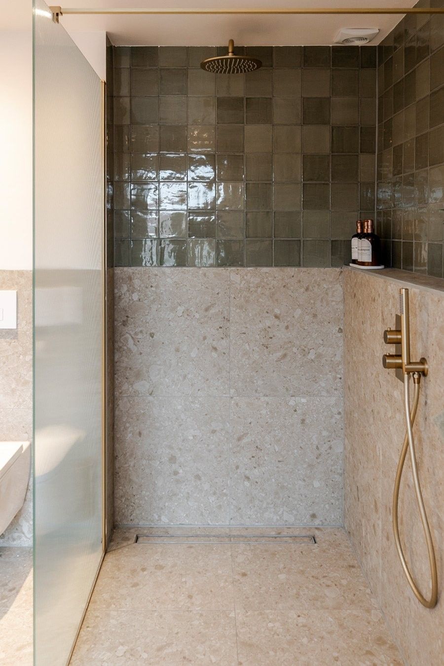 ARCLIN SURFACES LLC